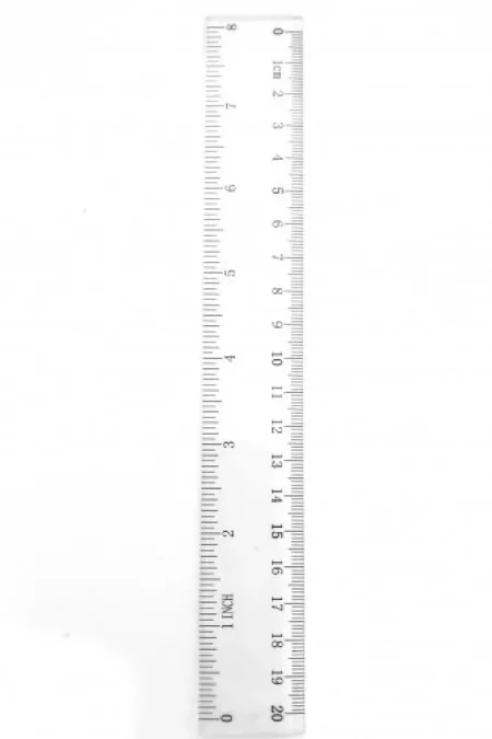مسطرة بلاستك شفاف 20 سم